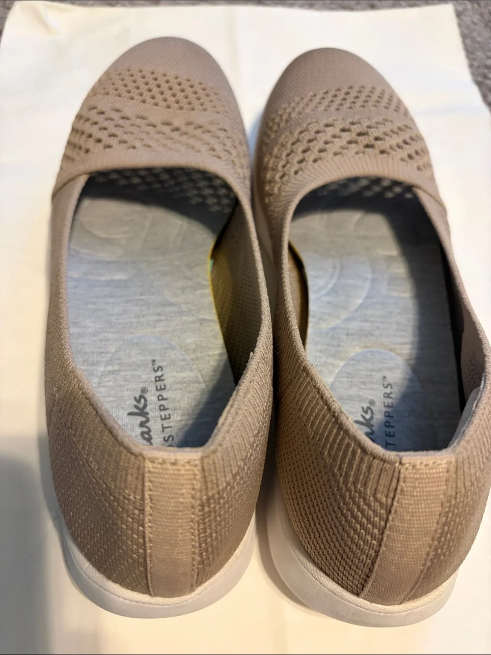 Clarks Women's Taupe Knit Slip-On Flats
